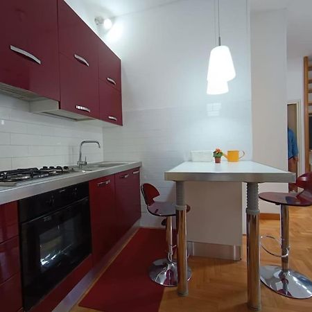 New - Comfortable Apt Porta Latina Rome Bagian luar foto