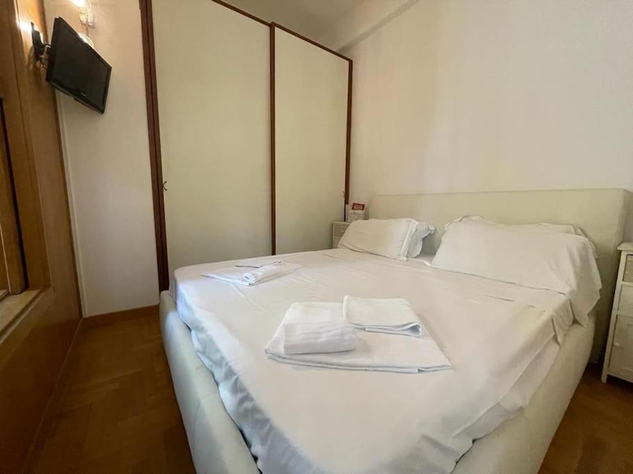 New - Comfortable Apt Porta Latina Rome Bagian luar foto