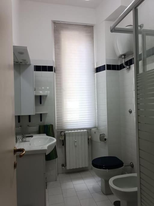 New - Comfortable Apt Porta Latina Rome Bagian luar foto